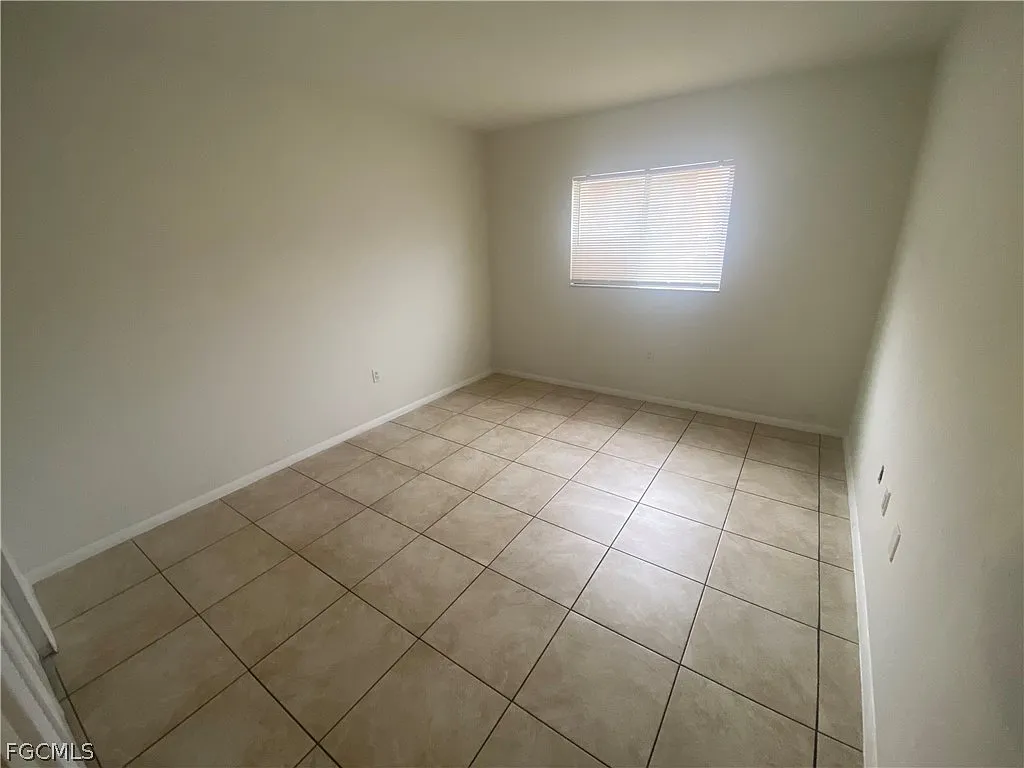2 bed, 2.0 bath, 752 sqft, $1,200 — Photo 1