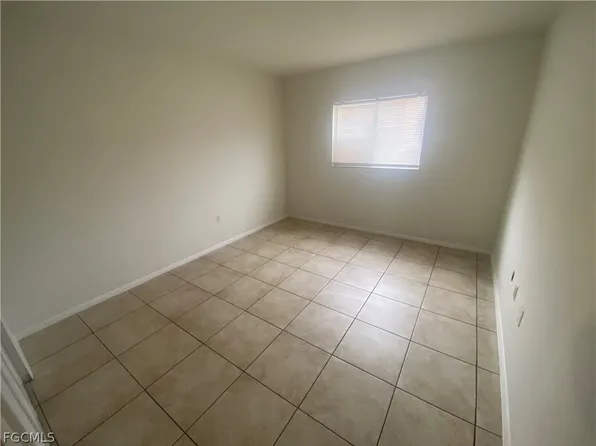 2670 Park Windsor Dr APT 405, Fort Myers, FL 33901