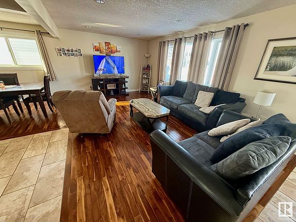 3rd image of 7207 140th Ave NW