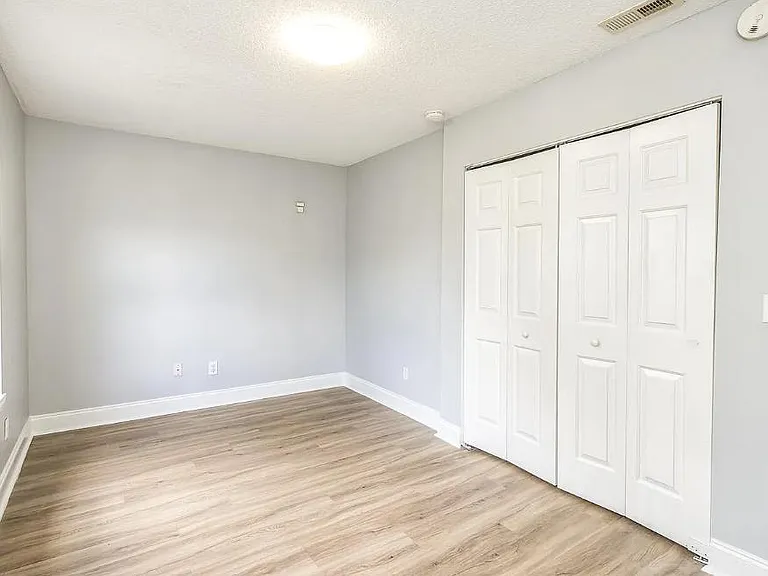 Unit Photo