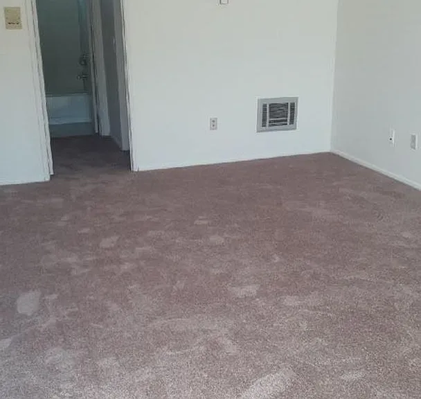 14333 Friar St — Photo 4