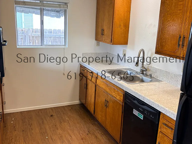 7765 Tanglerod Ln — Photo 4