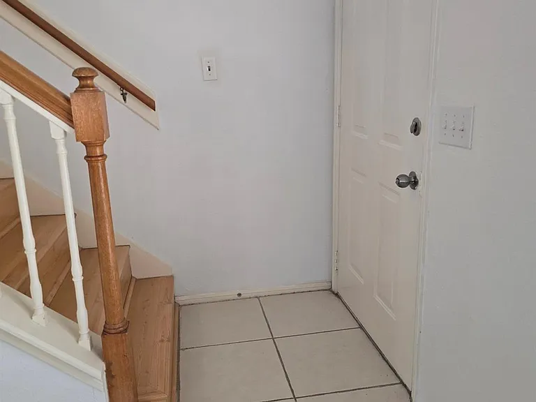 7575 Cambridge St #704 — Photo 11