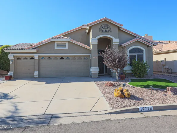 19778 N COYOTE LAKES Parkway, Surprise, AZ 85378