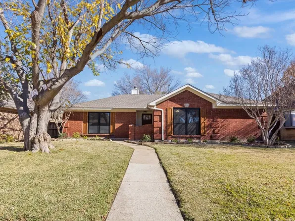 310 Parkwood Ln, Coppell, TX 75019
