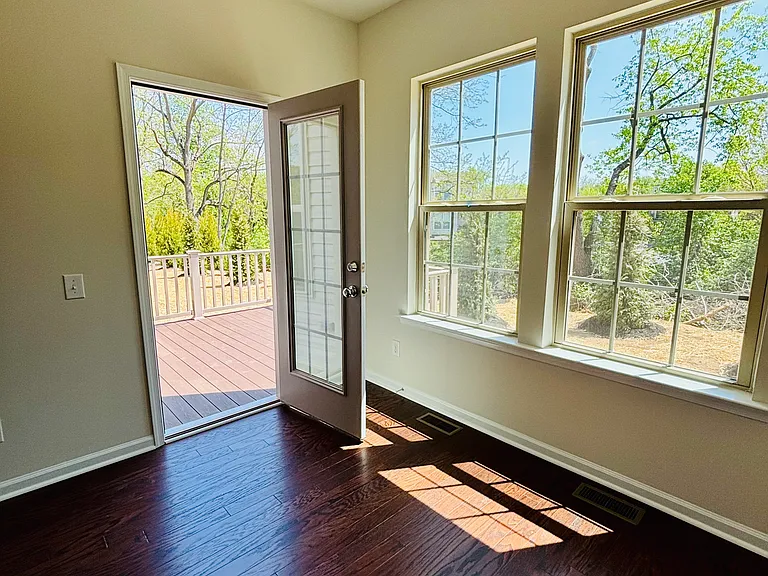 122 S Buck Tavern Way — Photo 8