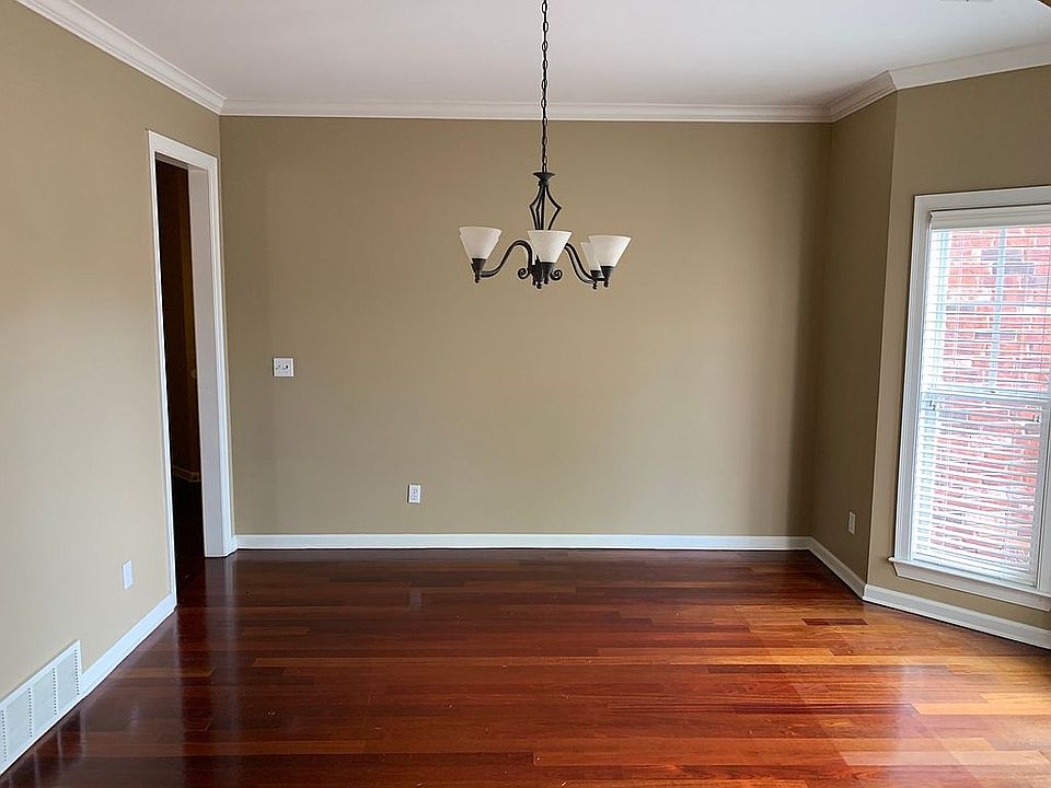 1st image of 9314 Laurel Hill Dr