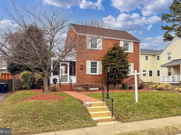 224 N Greenbrier St, Arlington, VA 22203