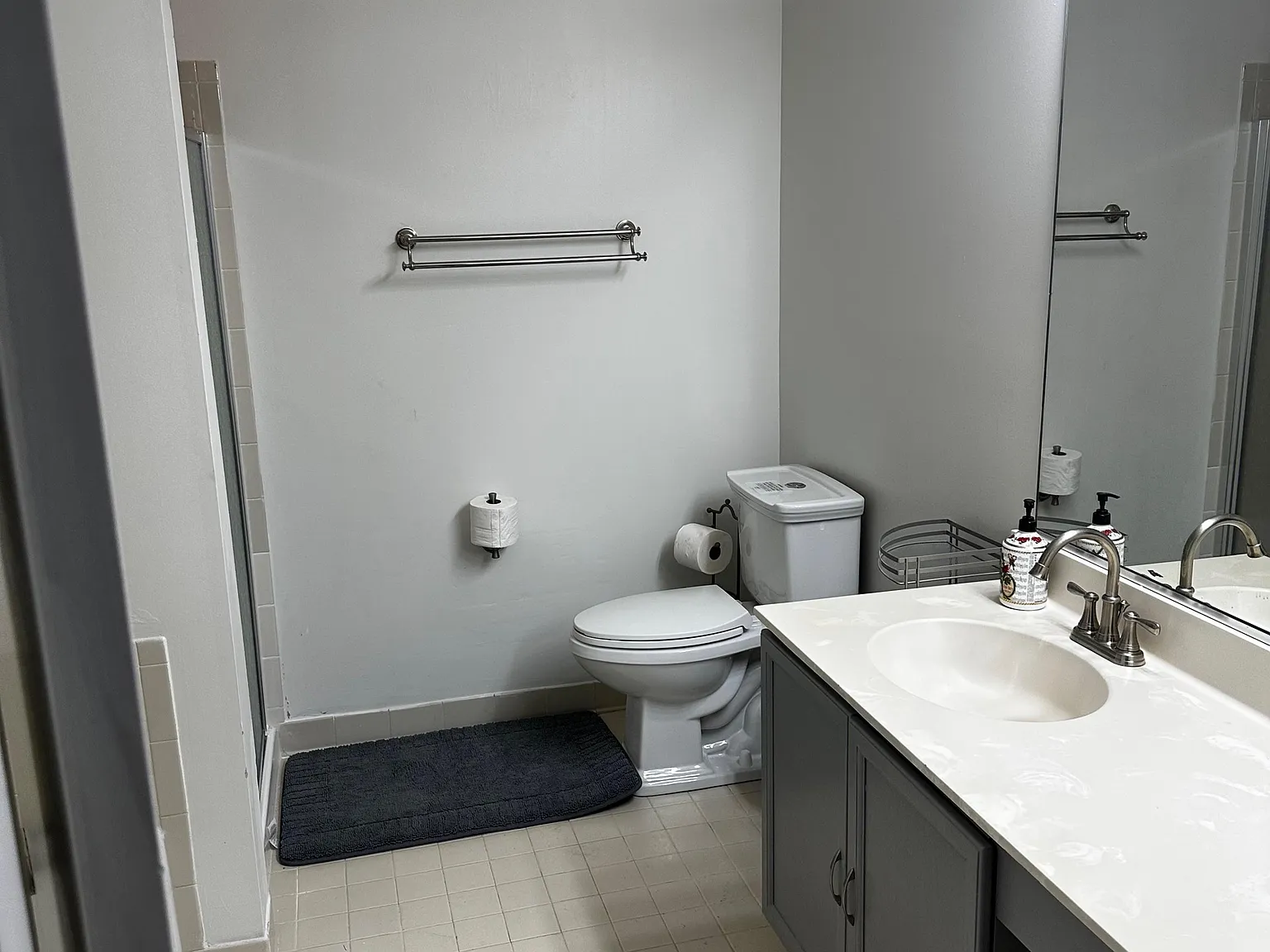 4 bed, 3.0 bath, 2800 sqft, $1,797 — Photo 4