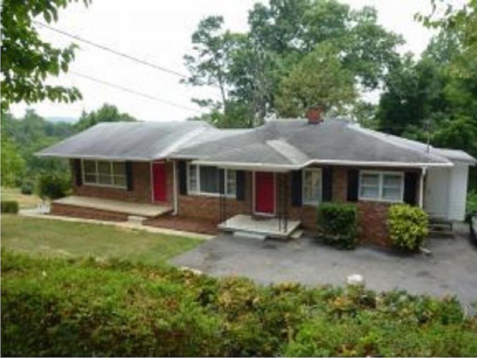 1st image of 901 Dennison St