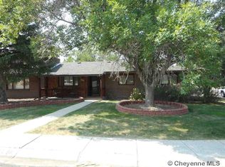 5522 Murray Hill Dr, Cheyenne, WY 82009
