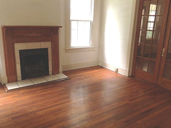 2nd image of 1131 Pine Dr NW