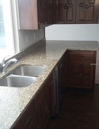 4th image of 220 Overlook Dr