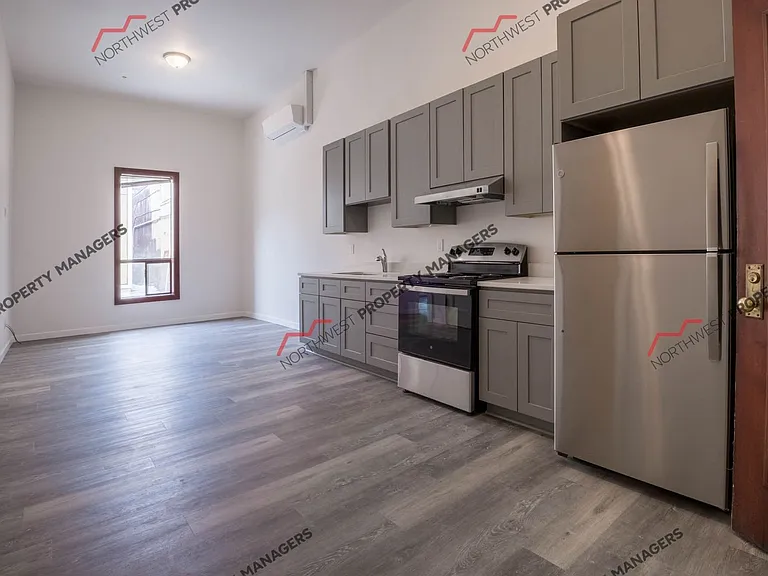 107 N Tower Ave — Photo 4