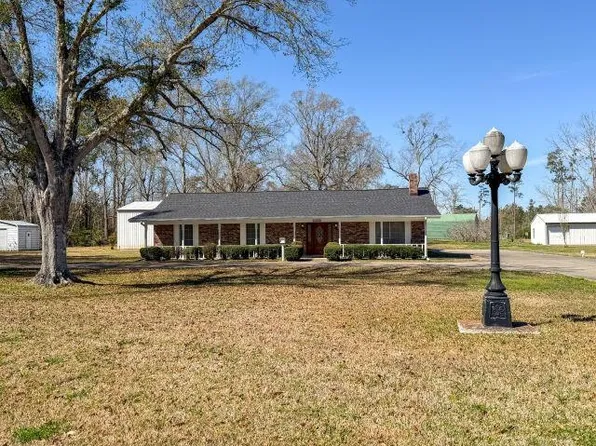 1345 Woodland Trl, Lake Charles, LA 70611