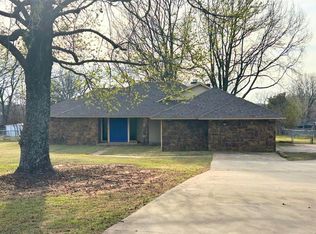 2023 N 9th Ave, Purcell, OK 73080