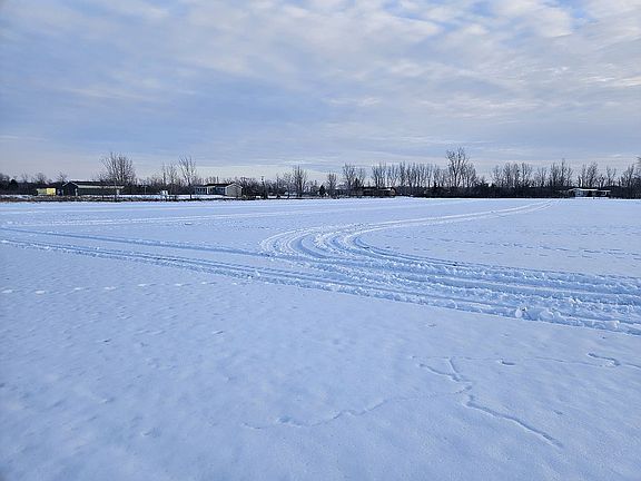 2nd image of 12100 Griffin Rd