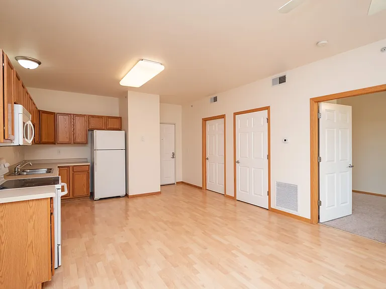 Woodridge Estates — Photo 23
