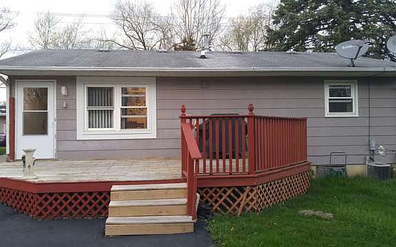 4th image of 813 Mayfield Dr
