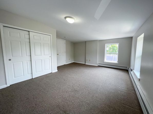 16 Elmer St #3E