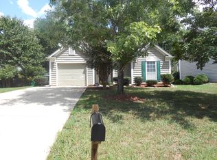 9221 Rotherham Ln, Charlotte, NC 28216