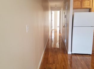 834 E 218th St, Bronx, NY 10467