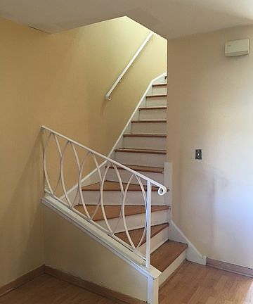 3rd image of 338 Skokie Ct