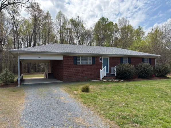 1957 Center Cross Church Rd, Asheboro, NC 27205