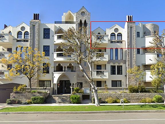 2nd image of 4443 Moorpark Way APT 401