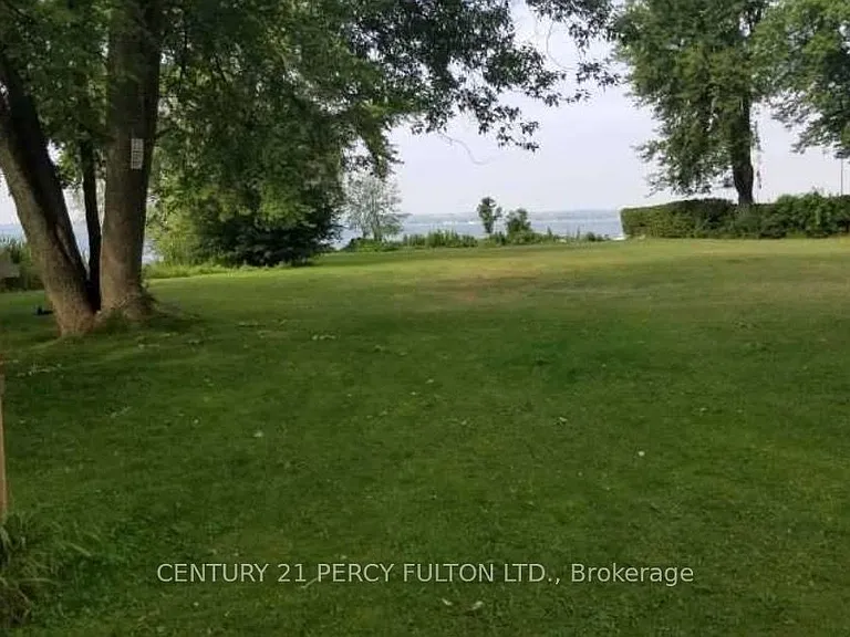 242 Simcoe Ave — Photo 12