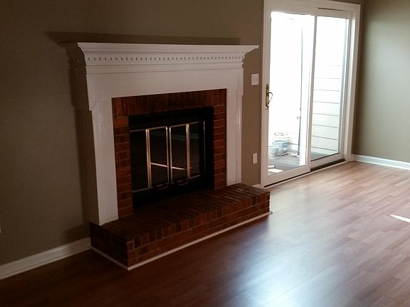 4th image of 6812 Steeplechase Dr NW