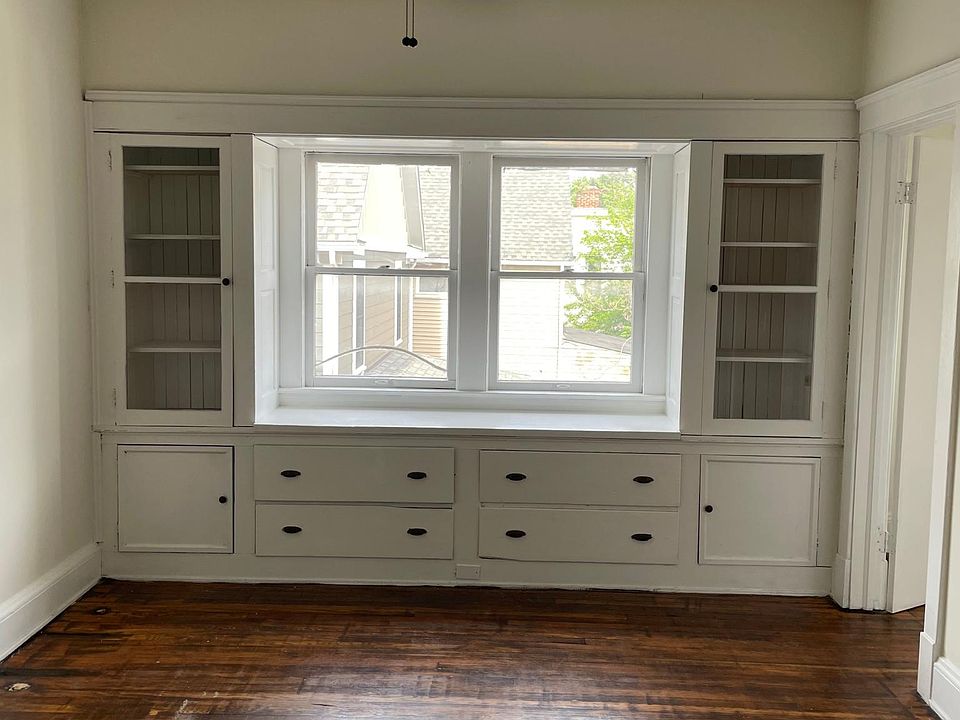 1st image of 6403 Bridge Ave #3