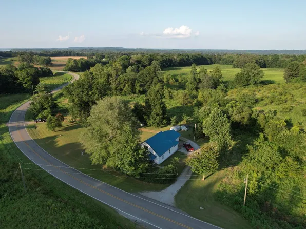 866 Bay City Rd, Golconda, IL 62938