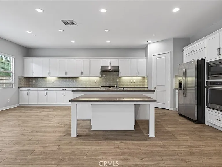 755 E Orange Blossom Way — Photo 15