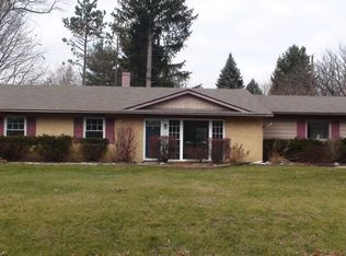 35280 Gary St, Farmington Hills, MI 48331