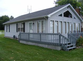 235 Lane 101 Lake Pleasant, Fremont, IN 46737
