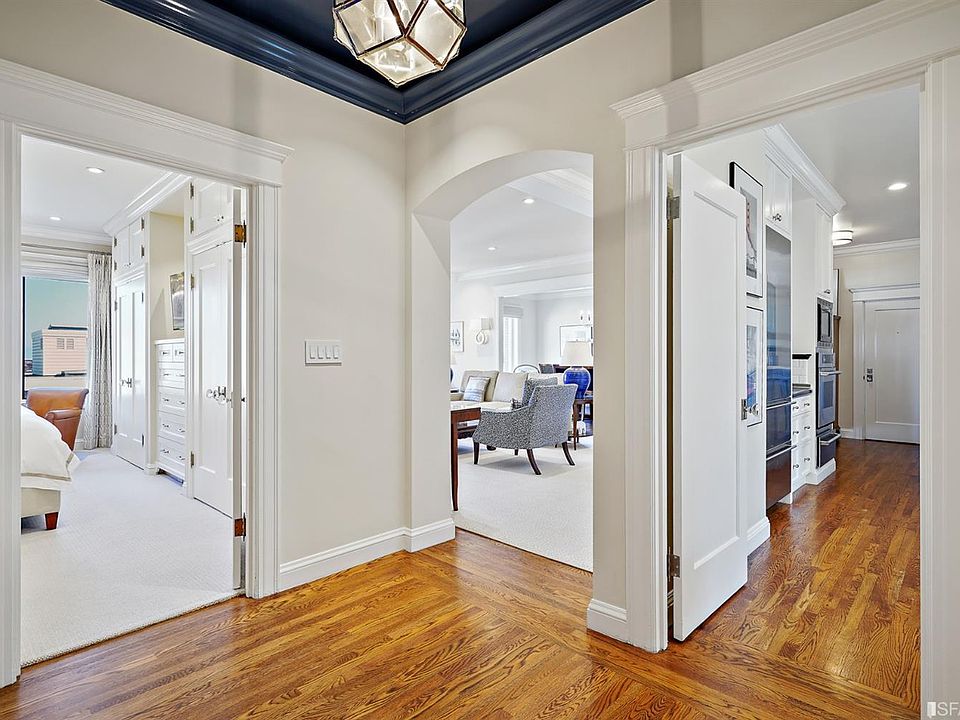 1st image of 2111 Hyde St #401
