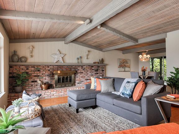5th image of 15828 Alta Vista Way