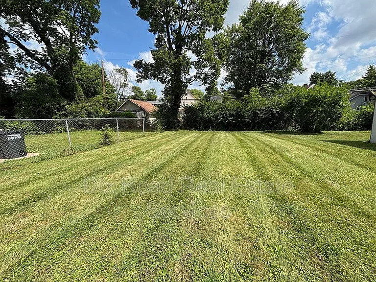 233 Niagara Ave #RIGHT — Photo 3