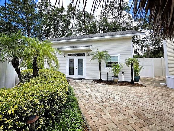 4th image of 20300 LEONARD - LOT 33