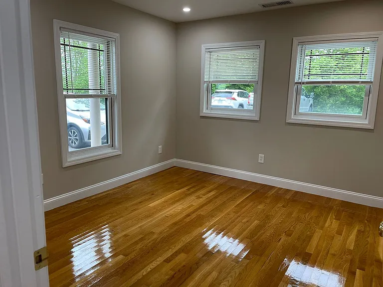 778 Main St — Photo 10