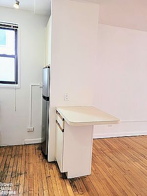 5th image of 400 W 58th St APT 2A