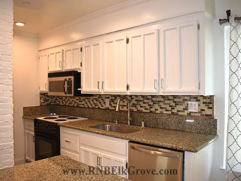 6241 Riverside Blvd #209 — Photo 6