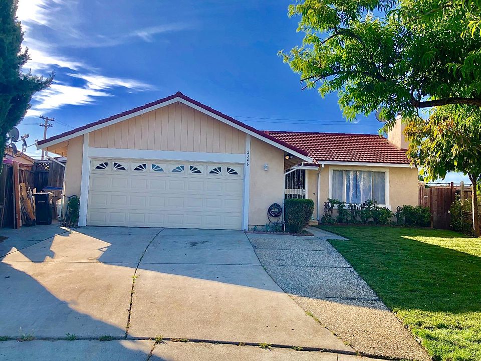 1st image of 2346 Summer Ct