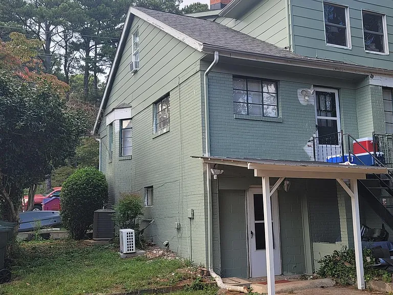 105 Buck Jones Rd #D — Photo 3