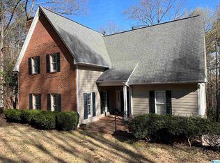 2700 Old Looney Mill Cir, Birmingham, AL 35243