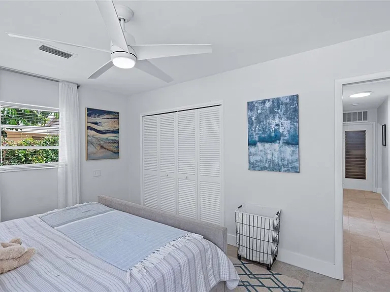 4801 Sarasota Ave — Photo 22