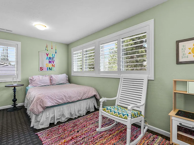 19178 Park Commons Dr — Photo 31