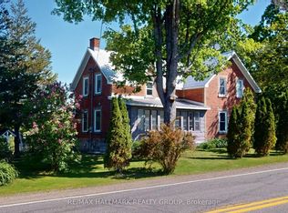 1423 W County Road 2 Rd, Leeds And The Thousand Islands, ON K0E1R0