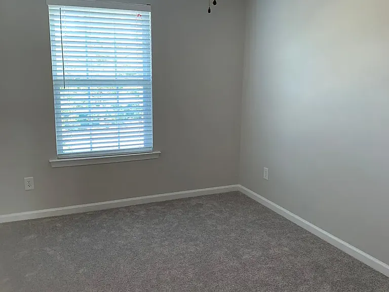 8149 Belton Cir — Photo 7